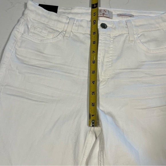 JEN 7 by 7 For All Mankind White Bermuda Shorts 8 - Picture 5 of 15